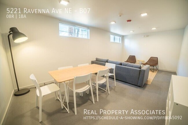 mn5221 in Seattle, WA - Building Photo - Building Photo