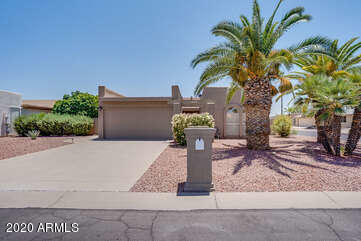 9609 E Cedarwood Dr in Sun Lakes, AZ - Building Photo