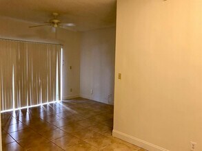 660 Cypress Club Way, Unit I11 in Deerfield Beach, FL - Building Photo - Building Photo