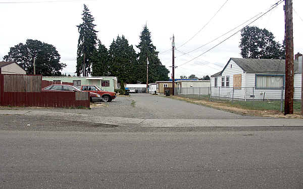 Tillicum Manor Mobile Park in Lakewood, WA - Building Photo - Building Photo