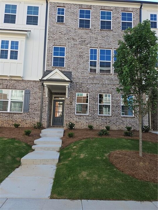 1574 Gin Blossom Cir in Lawrenceville, GA - Building Photo