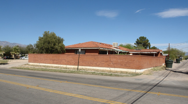 1604 E 10th St in Tucson, AZ - Building Photo - Building Photo