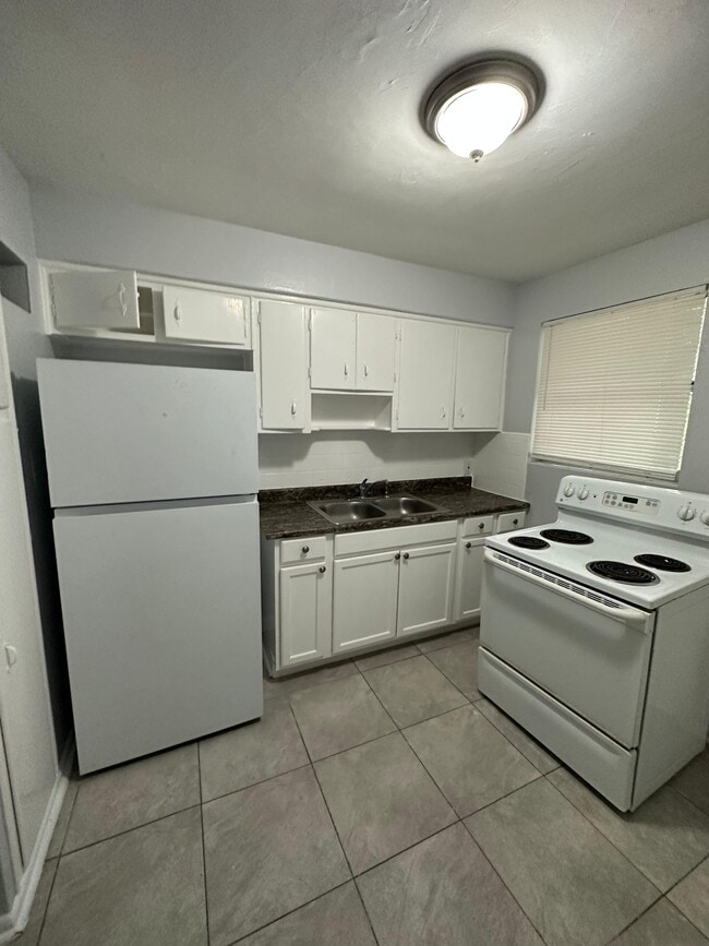 property at 2002 Palafox St