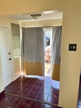 156 Kearny Ave, Unit Shared Apartment in Kearny, NJ - Foto de edificio - Building Photo