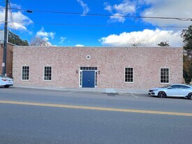 1208 Gay St in Dandridge, TN - Building Photo