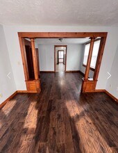 4007 E 54th St in Newburgh Heights, OH - Foto de edificio - Building Photo