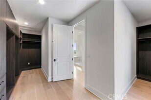 31 Seawatch in Newport Beach, CA - Building Photo