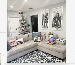 4850 SW 152nd Pl in Miami, FL - Building Photo - Building Photo