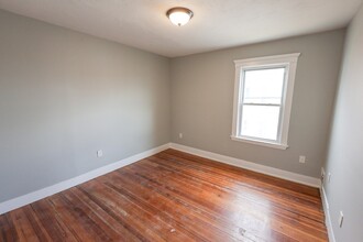 23 Barry St, Unit 3 in Boston, MA - Building Photo - Building Photo