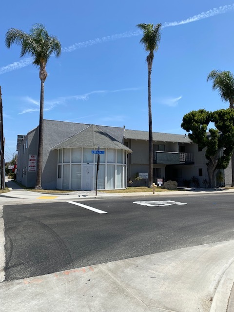 2171 240th St, Unit #107 in Lomita, CA - Foto de edificio