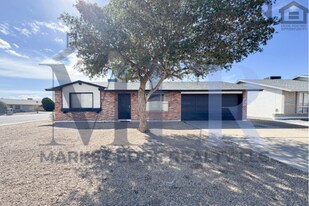 10421 W Puget Ave in Peoria, AZ - Building Photo