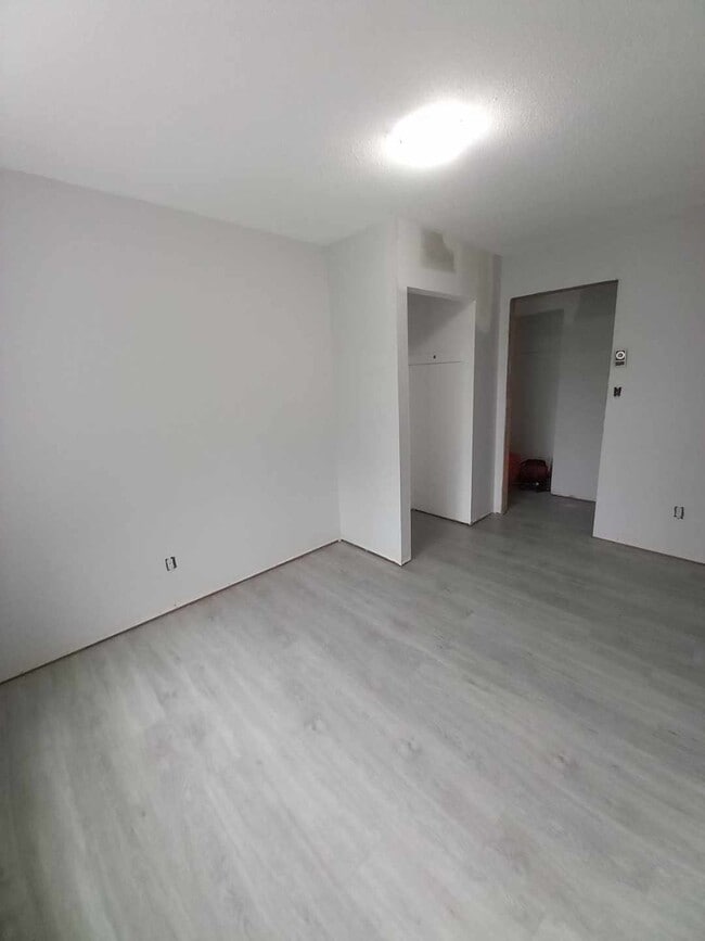 property at 24 James St W