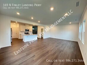 169 S Finley Lndg Pkwy in Smithfield, NC - Building Photo - Building Photo