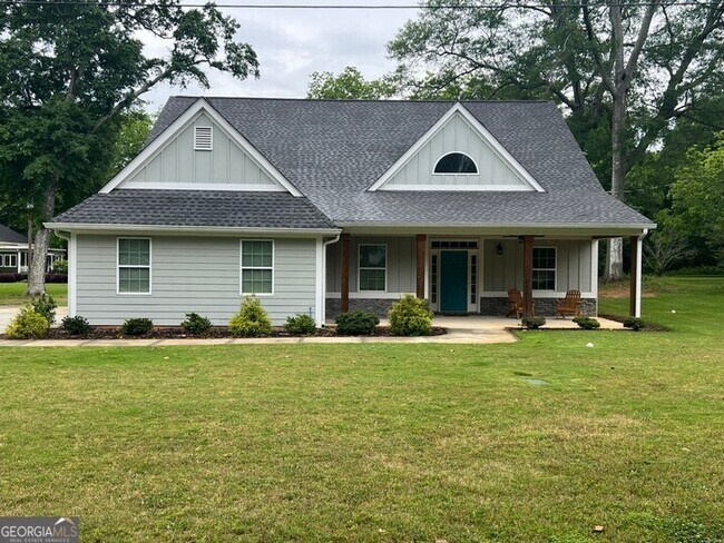 property at 1207 Asbury St