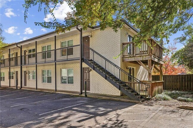 property at 48 Peachtree Ave NE