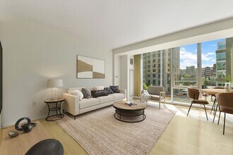 2 Earhart St in Cambridge, MA - Building Photo - Building Photo