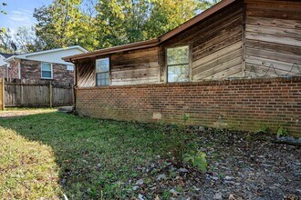 4426 Central Valley Dr in Nashville, TN - Building Photo - Building Photo