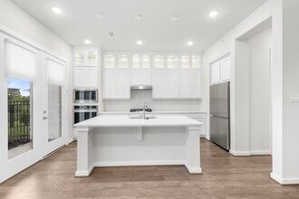 19911 Curved Steel Dr in Cypress, TX - Building Photo - Building Photo