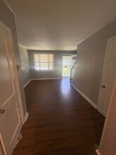 333 N Grantley St, Unit Unit 405 in Baltimore, MD - Foto de edificio - Building Photo