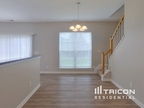 2416 Deberry Ct in Charlotte, NC - Building Photo - Building Photo