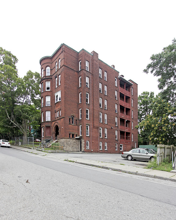 8-12 Oread St in Worcester, MA - Building Photo