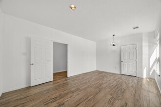 13019 Foxwood Creek Ln in Houston, TX - Building Photo - Building Photo