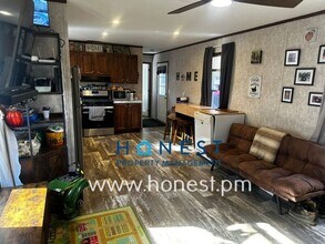 128 Nelson Rd in Pittston, ME - Building Photo - Building Photo