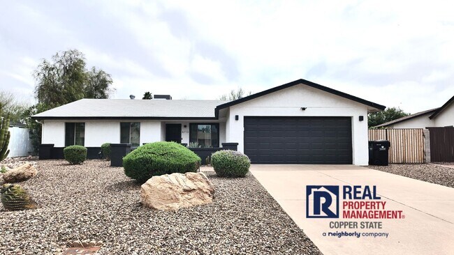property at 6113 E Gelding Dr