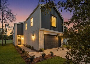 23 Presidio Rd in Montgomery, TX - Building Photo - Building Photo