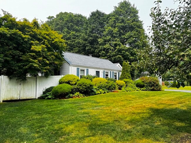 property at 7 Oak St