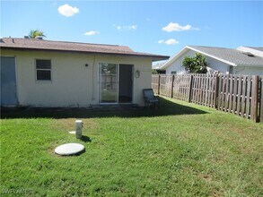 7461 Pebble Beach Rd in Ft. Myers, FL - Building Photo - Building Photo