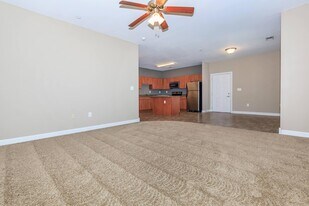 East River Place in Nashville, TN - Building Photo