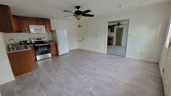 2914 Copper Ave, Unit 2914 Copper-B