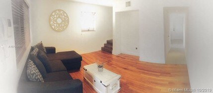7801 Hispanola Ave-Unit -1 in North Bay Village, FL - Foto de edificio - Building Photo