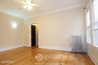 4933 N Whipple St-Unit -Apt 2N in Chicago, IL - Foto de edificio - Building Photo