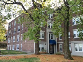 45 Chestnut Hill Ave, Unit 1 in Boston, MA - Building Photo