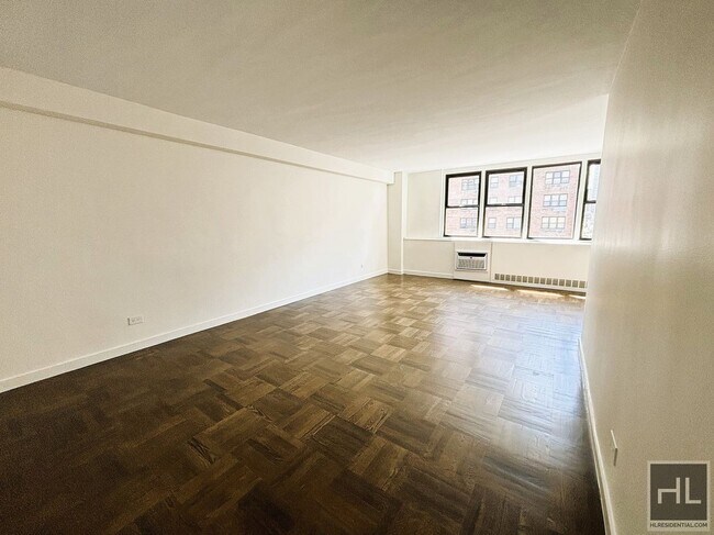 East 79th Street in New York, NY - Building Photo - Building Photo