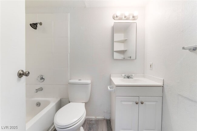 property at 4721 Cessna Ave