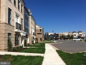 22591 Amendola Terrace in Ashburn, VA - Building Photo - Building Photo