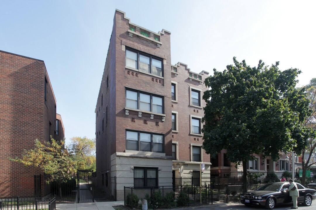 4711 S Greenwood Ave in Chicago, IL - Building Photo