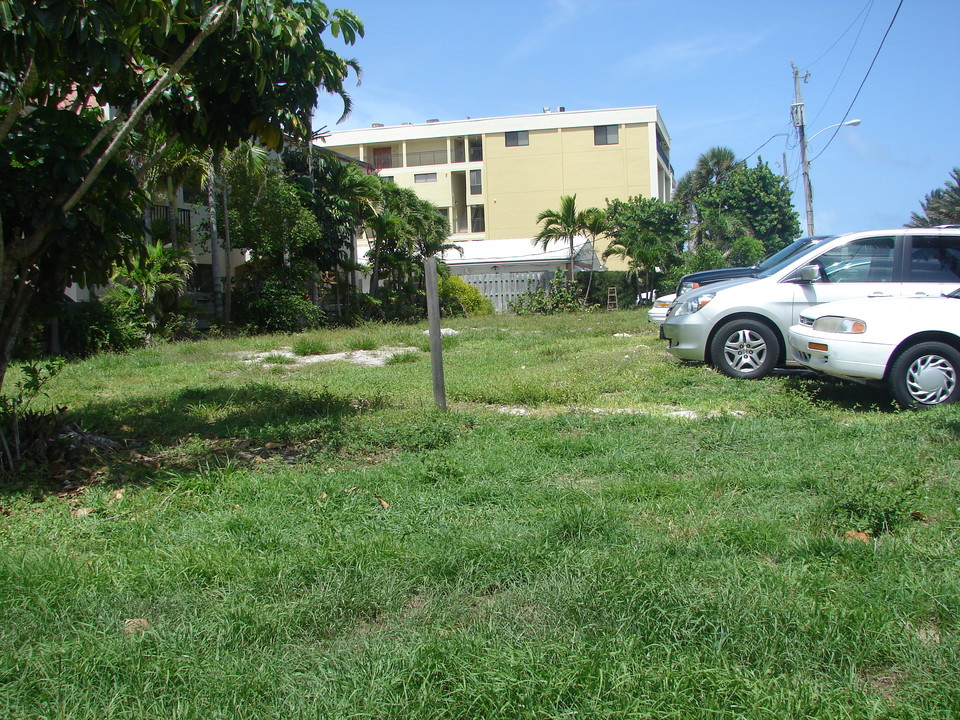 Pilots Cove Apartments in Deerfield Beach, FL - Building Photo