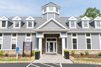 Merion Milford Apartment Homes in Milford, CT - Building Photo - Building Photo