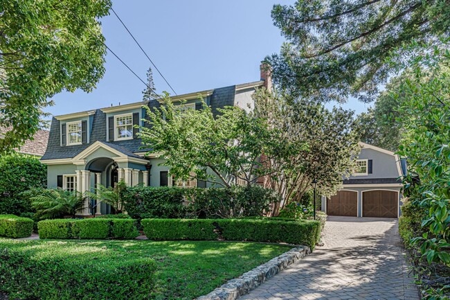 719 W Poplar Ave in San Mateo, CA - Building Photo - Building Photo