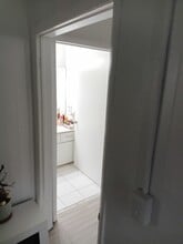 1241 NW 56th Ave, Unit Efficiency B in Lauderhill, FL - Building Photo - Building Photo