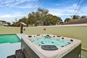 810 Bamboo Ln in Delray Beach, FL - Building Photo - Building Photo