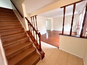 9573 Saratoga Dr in Pittsburgh, PA - Building Photo - Building Photo