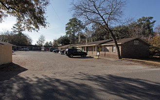 1111 Melvin Dr Apartments