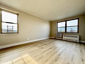 111 N 3rd Ave in Mount Vernon, NY - Building Photo - Building Photo