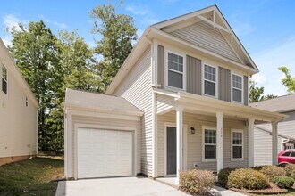 330 Cornielle Ln in Charlotte, NC - Building Photo - Building Photo
