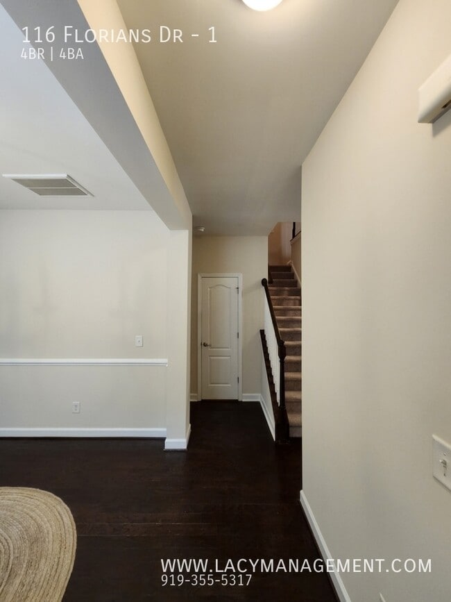 116 Florians Dr in Holly Springs, NC - Building Photo - Building Photo